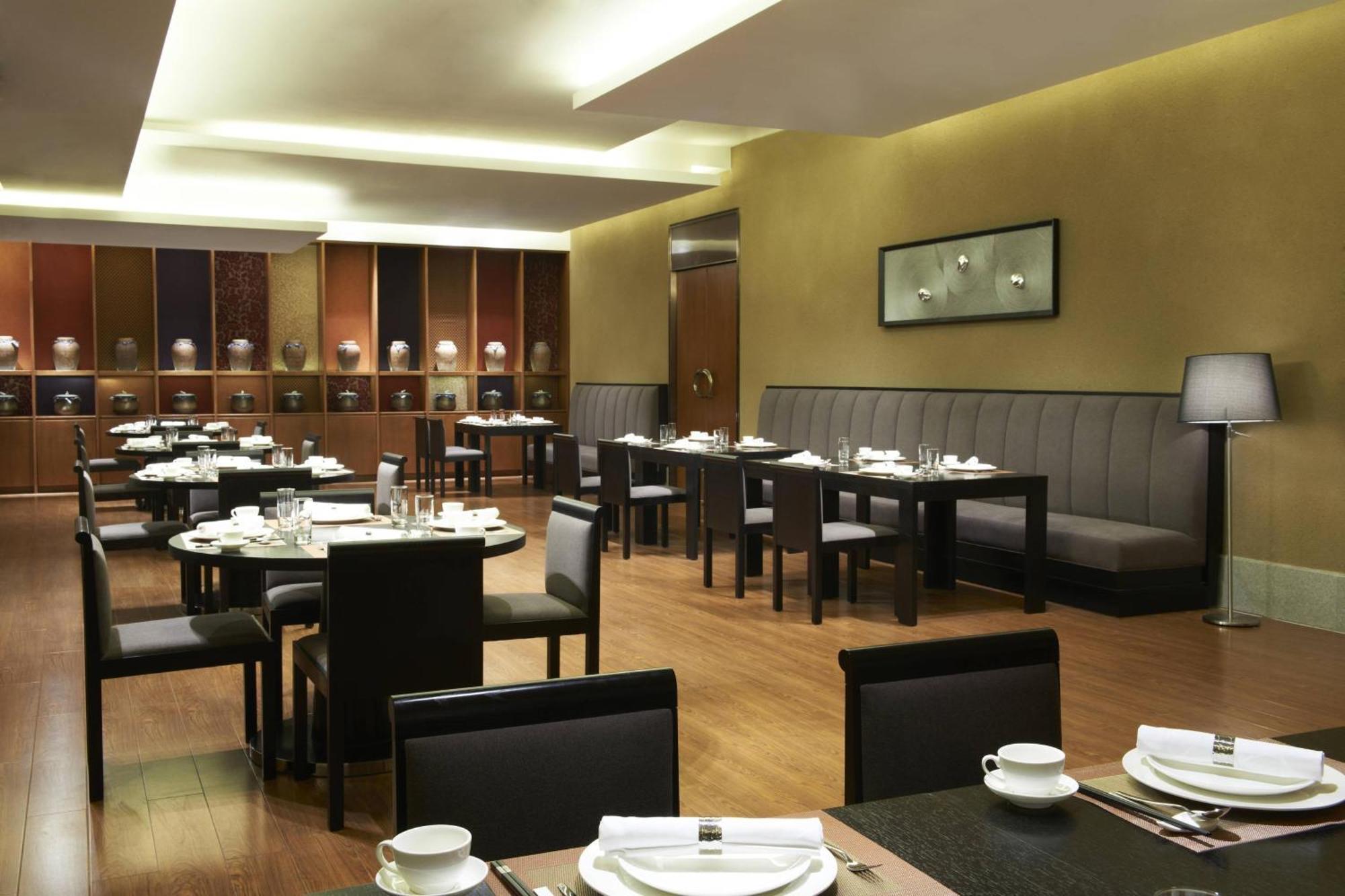 Four Points By Sheraton Qingdao, West Coast Exterior photo