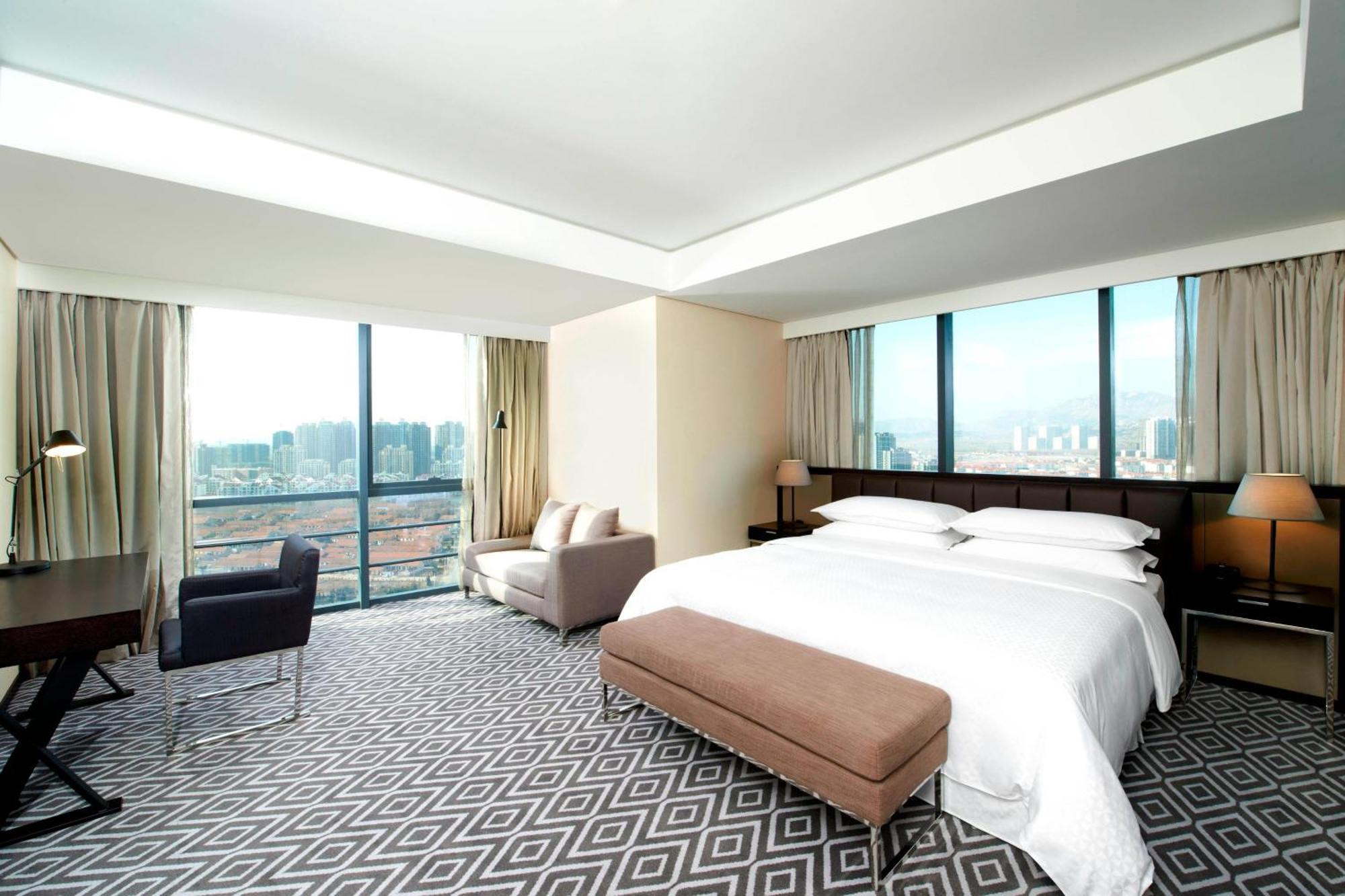 Four Points By Sheraton Qingdao, West Coast Exterior photo