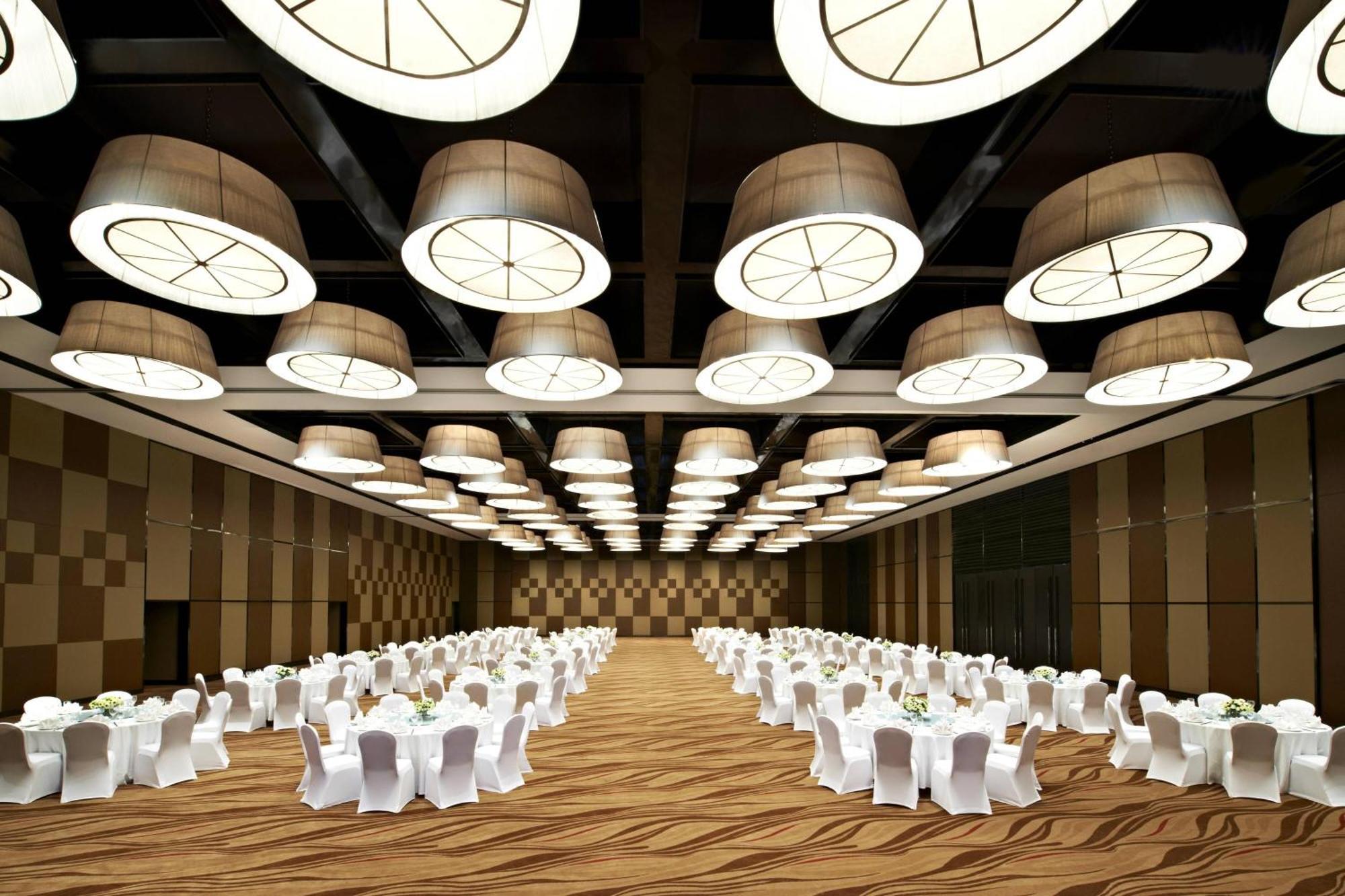 Four Points By Sheraton Qingdao, West Coast Exterior photo
