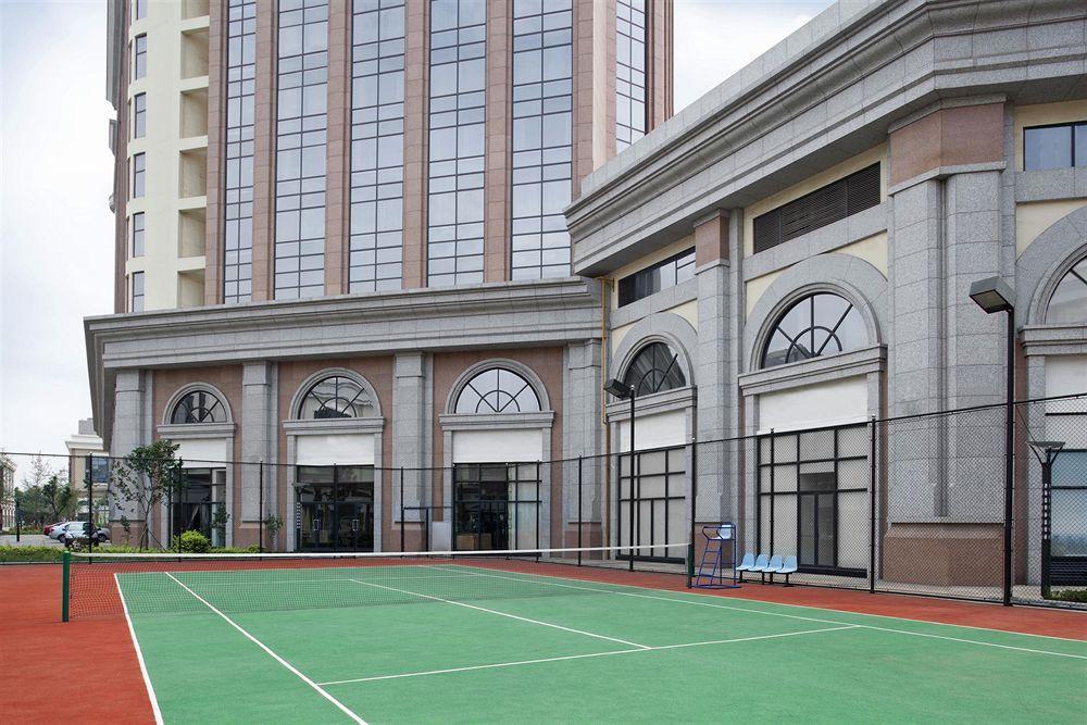 Four Points By Sheraton Qingdao, West Coast Exterior photo